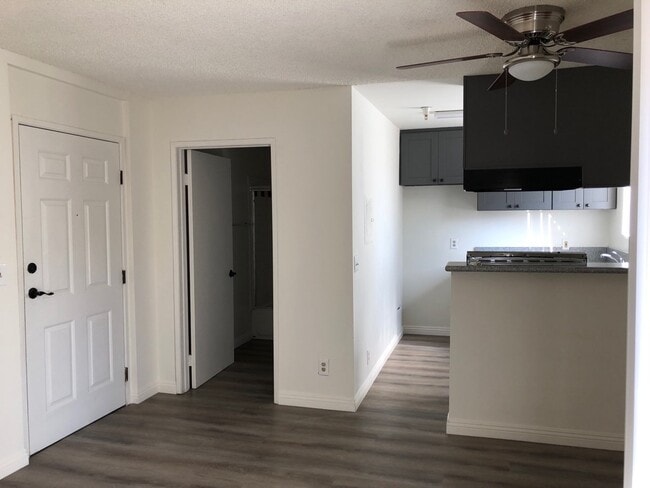 Photo - 5526 Carlton Way Apartment Unit 203