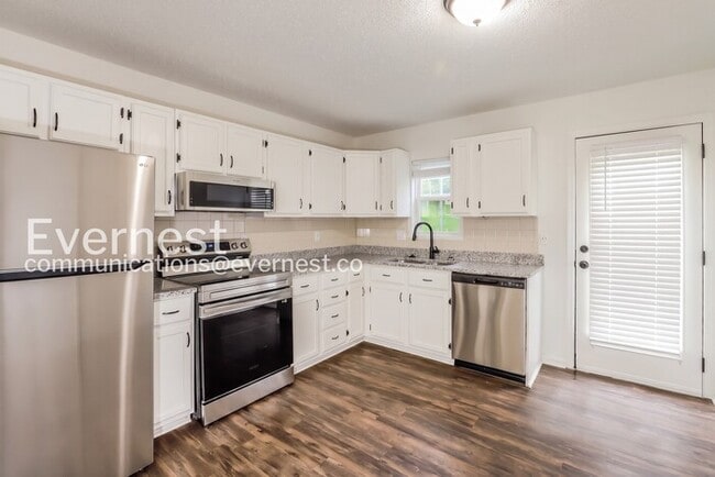 Photo - 11709 E 30th St S