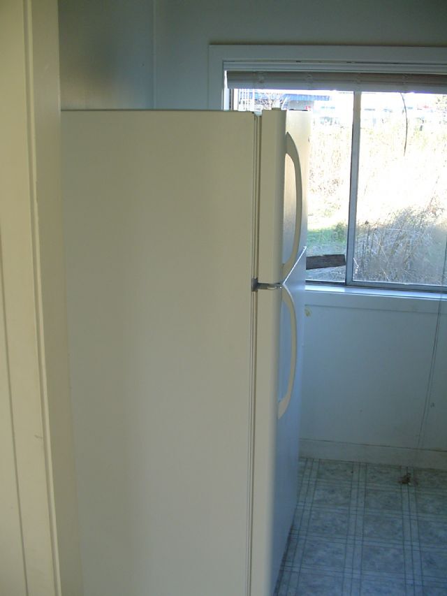 Photo - Mid-Springfield apartment w/garage and w/s/g/e paid