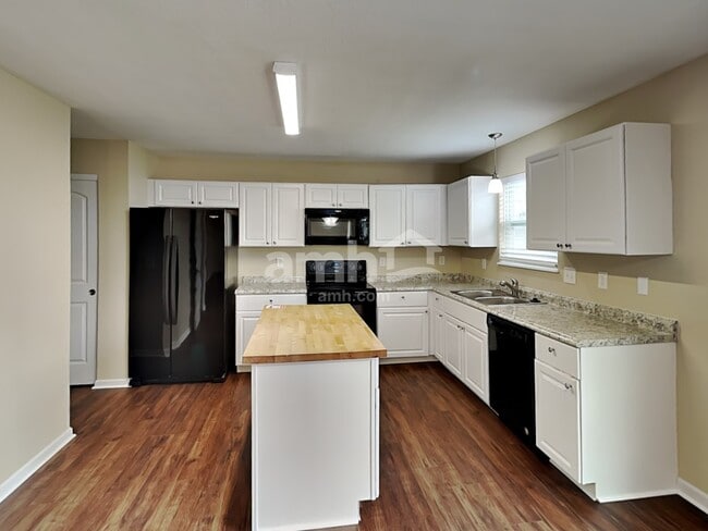 Photo - 705 Loreto Ln