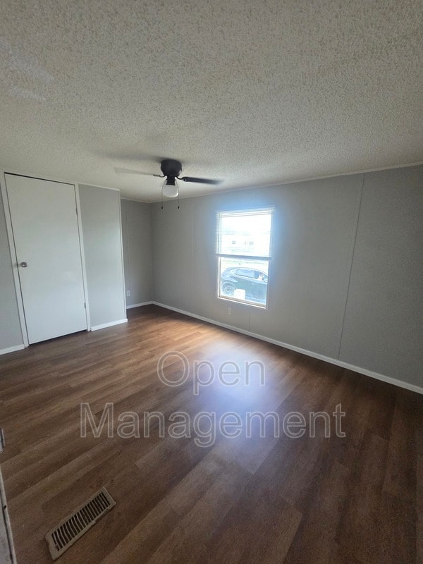 Photo - 3300 Voight Blvd