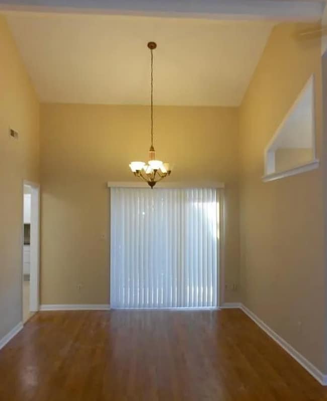 Photo - NEW LISTING!!!!!