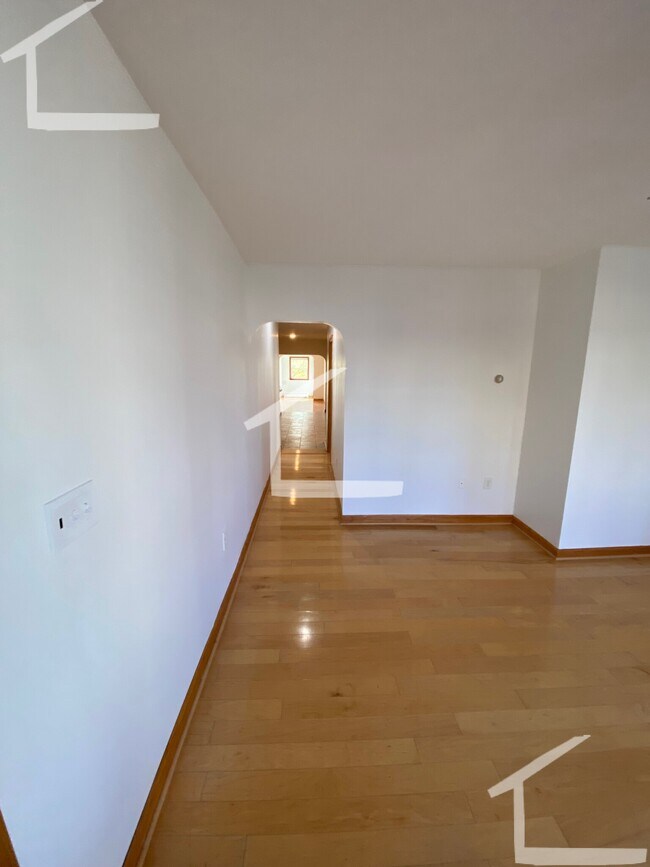 Photo - 91 Glen St Unit #1