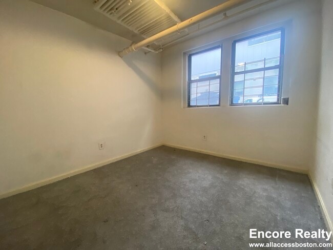 Photo - 19 Peterborough St Unidad B