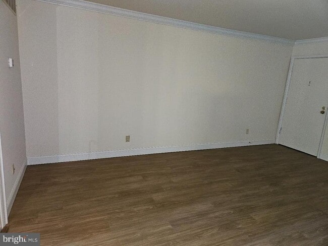 Photo - 598 Belmont Ave