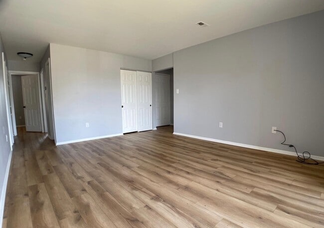 Photo - 1401 Key Pkwy