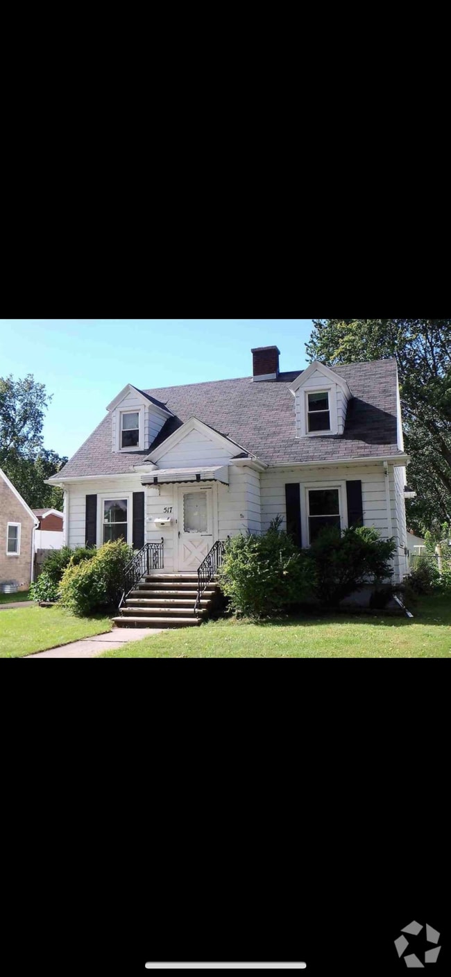 Building Photo - 517 Columbia Ave Rental