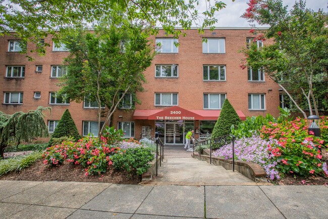 Spacious 1 BR/1BA Condo in Glover Park! - Spacious 1 BR/1BA Condo in Glover Park!