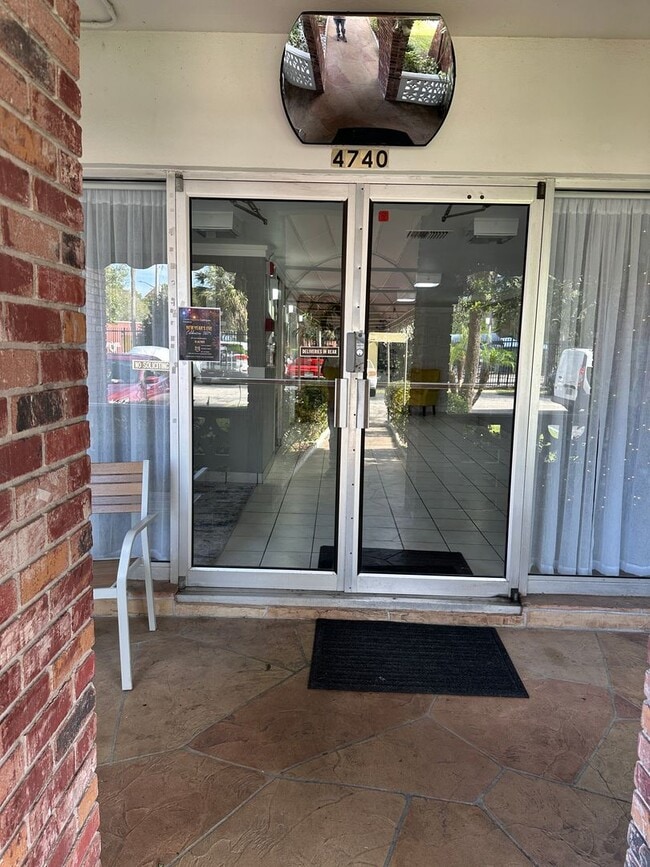 Photo - 2 Bedroom Condo in Lauderhill - Castle Apartments - Building 16 55+