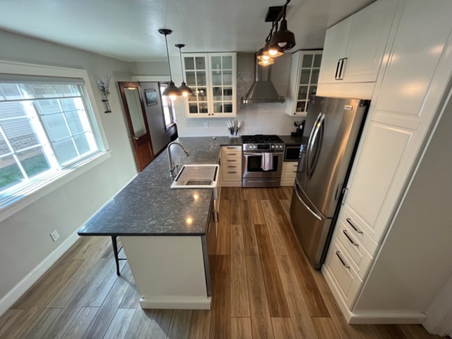 334 N 60th St Unidad 334 N 60th St Lower