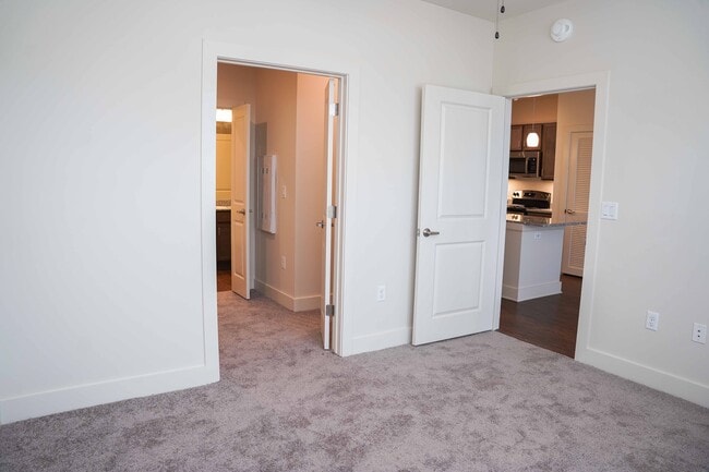 1BR - Small