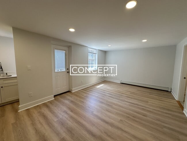 Photo - 499 Beacon St Unit 1CP