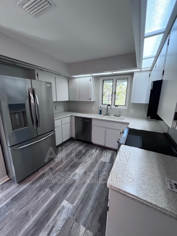 Photo - 1007 S Pointe Alexis Dr