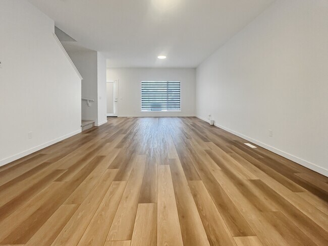 Photo - 3118 Challand Ln