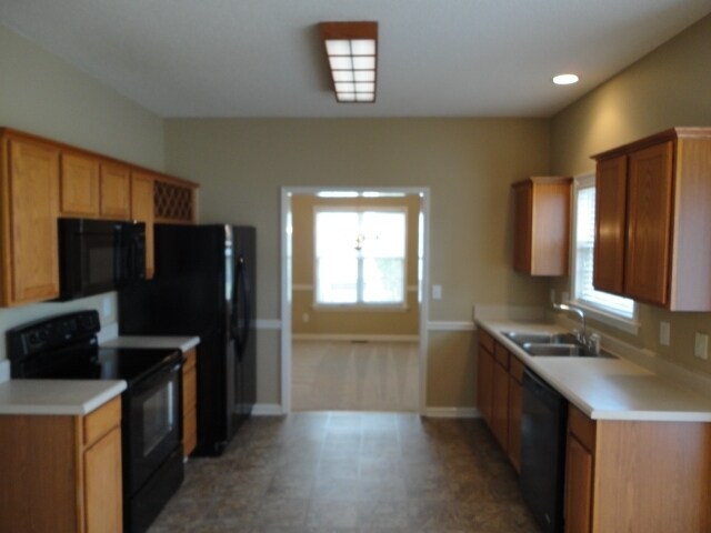 Photo - 5805 Brookshadow Dr