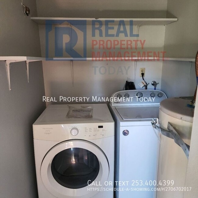 4644 N Pearl St Unidad 2