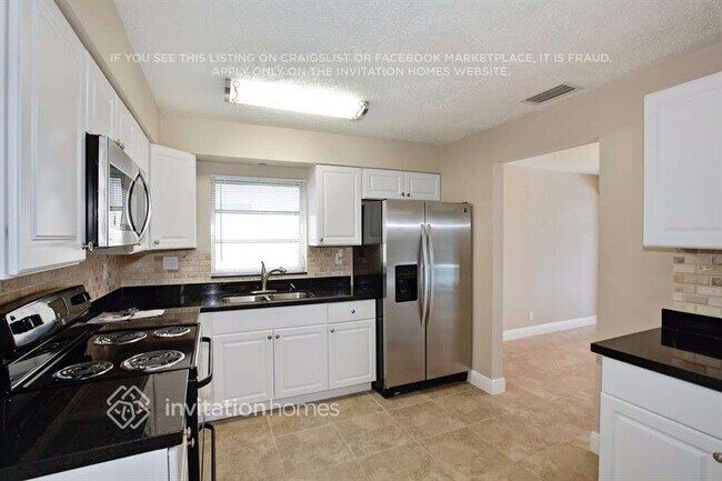 Photo - 4051 NW 93rd Ave