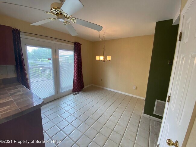 Photo - 32 Briarwood Way