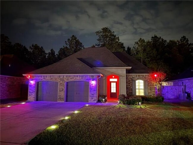 Photo - 70040 Hirson Ct