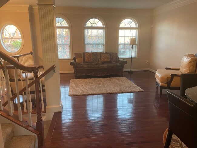 Photo - 14605 Hawley Ln