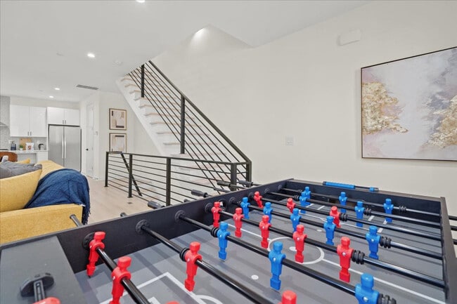 Building Photo - 1111 Dade St