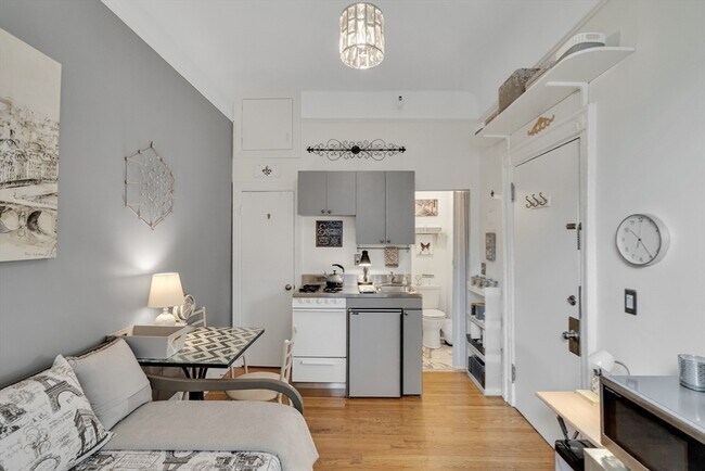 Photo - 295 Commonwealth Ave Unit 8