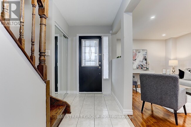 Photo - 182 Risebrough Circuit