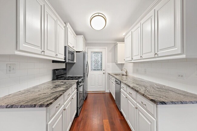 Photo - 708 Rogers St Unidad 708