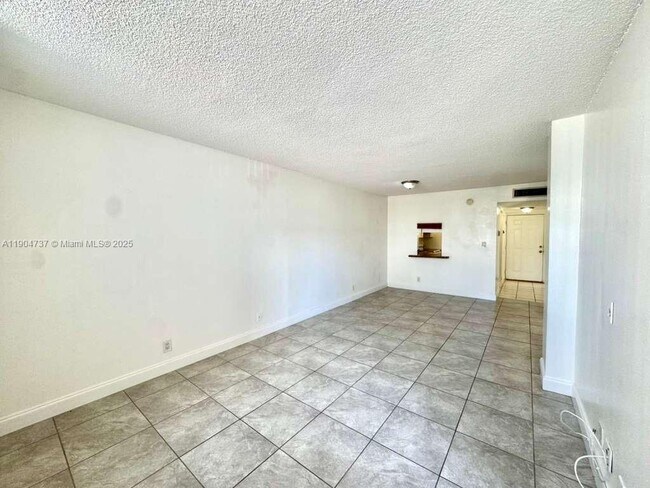 Photo - 2903 N Miami Beach Blvd Unit 203