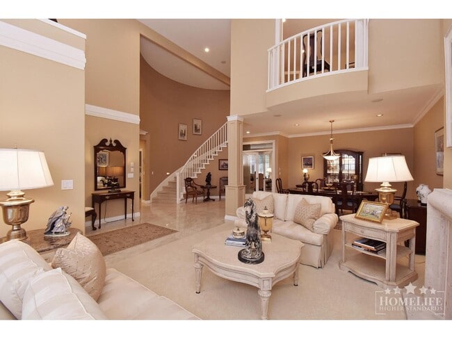 Photo - 15715-15734 34 Ave