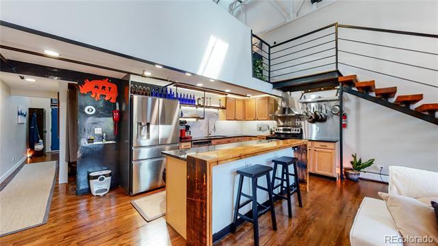 Building Photo - 3377 Blake St Unit 202