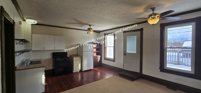 Photo - 102 S Main St Unit 2E