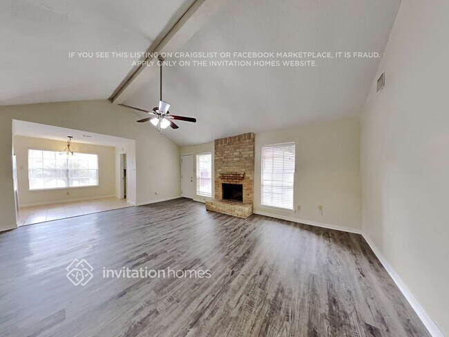 Photo - 1374 New Tree Ln