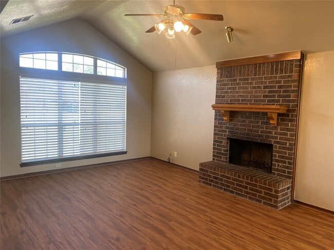 Photo - 1026 Dustin Dr