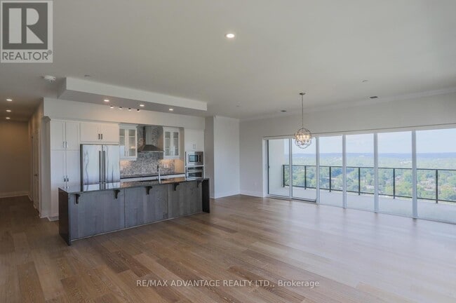 Photo - 505 Talbot St Unit 2701