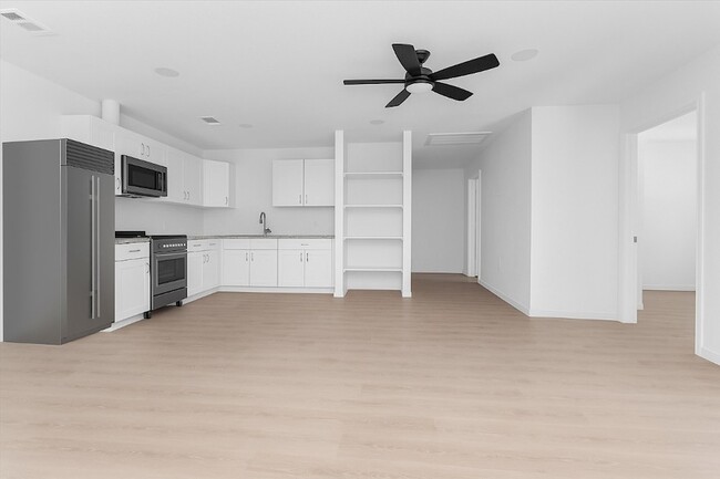 Building Photo - 16016 Green Manor Dr