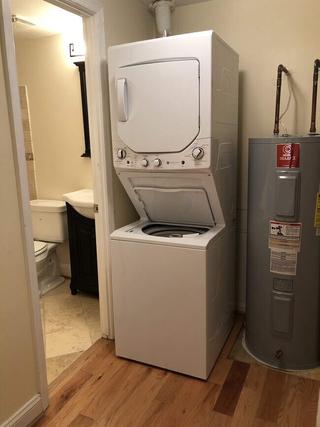 Photo - 6644 Hillandale Rd