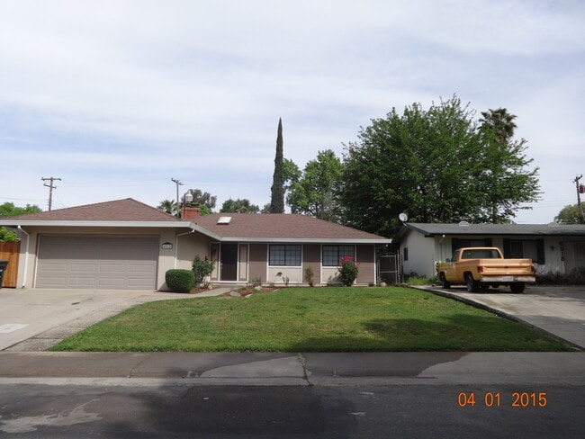 Building Photo - COMING SOON! 3 bedroom 2 bath home in Citr...
