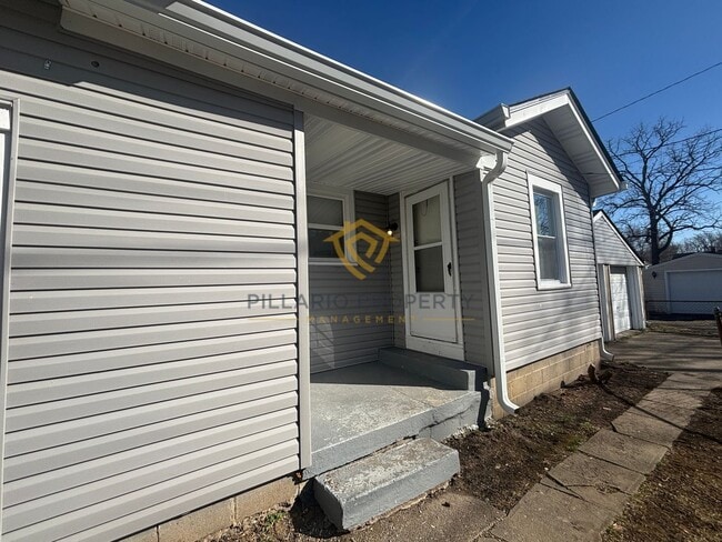 Photo - 711 W 22nd St Unit 711 W 22nd St -  2