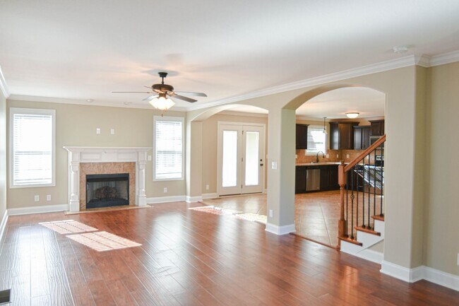Photo - Pet Friendly Three Bedroom with Bonus!