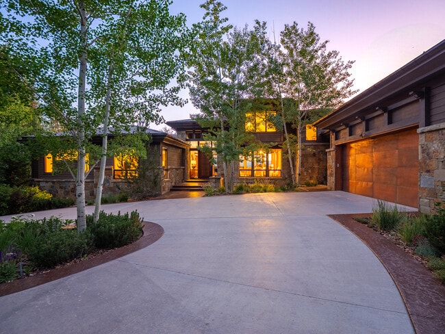 Photo - 750 S Starwood Rd