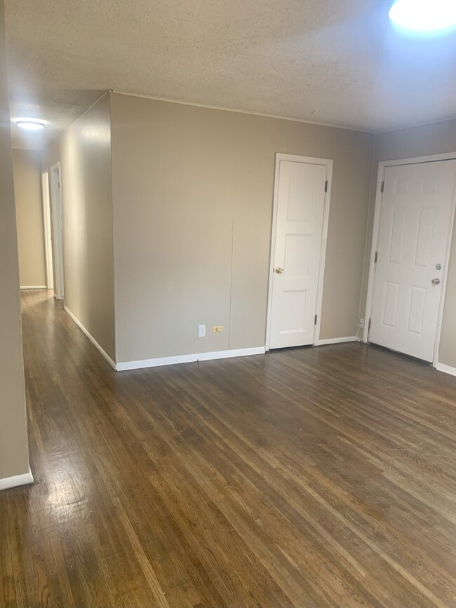 Photo - 1154 S Arthur St