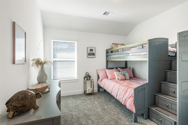 Photo - 638 Paisley Harbor Ct