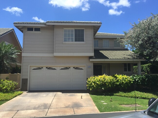 Large 3 bedroom 2.5 bath home in a Great G... - Large 3 bedroom 2.5 bath home in a Great G...