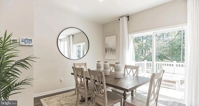 Photo - 1105 Foster Dr