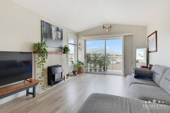 Spacious Top Floor Two Bedroom Condo with Unobstructed Mountain Views