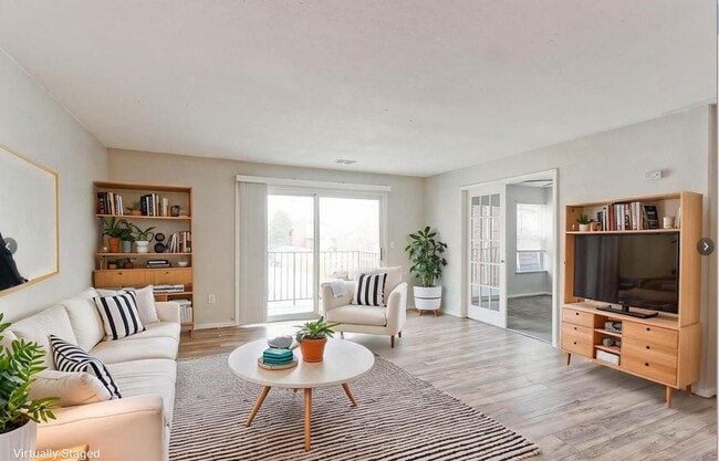 Photo - Well maintained Condo Westminster Unit 203