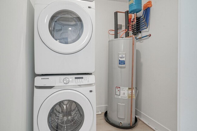 Photo - 2654 Coral St Unidad 09