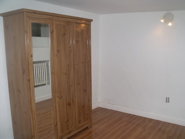 Photo - 236 Garden Av Unit 1