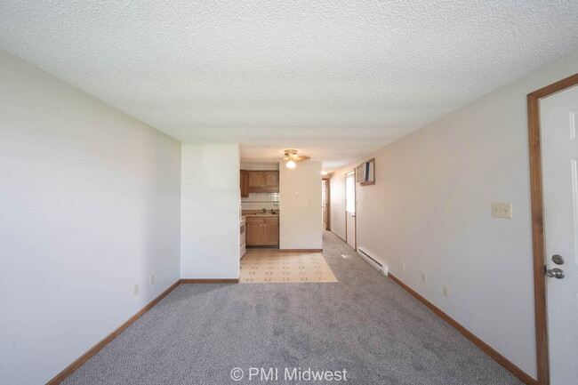 Photo - 1708 S Market St